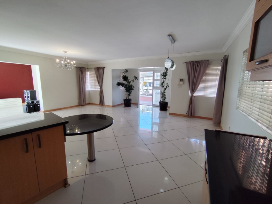 3 Bedroom Property for Sale in Ottery Western Cape